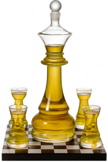 Chess Whiskey Glass Lid Decanter 4 x Shot Glasses