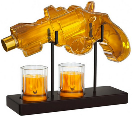 Pistol Whiskey Screw Cap Decanter 2 x Shot Glasses